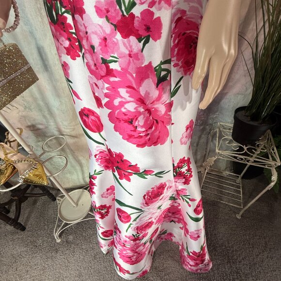 📌B. Smart Strapless  Mermaid Fitted Bodice Floral Evening -  Prom - Formal Gown - Picture 4 of 16